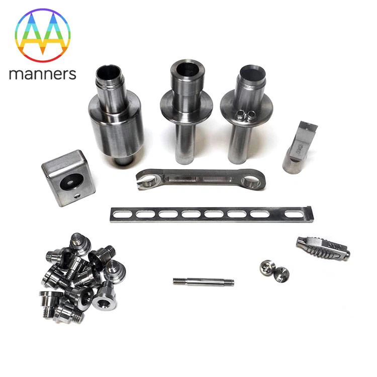 Singapūro klientams paruoštos 2000 vnt. „Titanium CNC“ precizinio apdirbimo d...